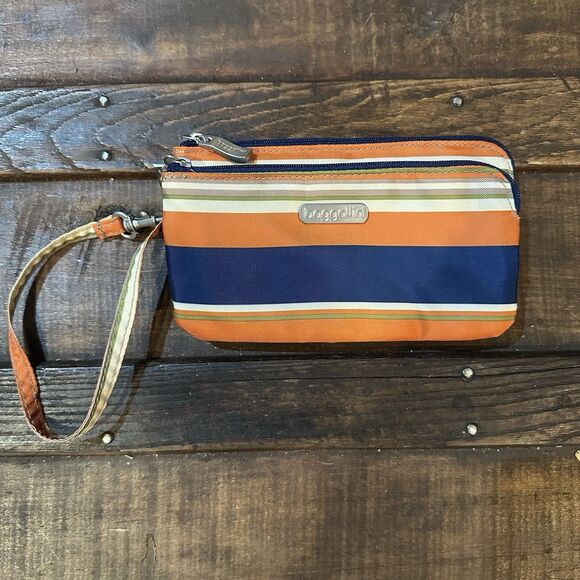 Baggallini Wristlet Clutch RFID Wallet Nautical Striped Double Zip EUC - Picture 1 of 7